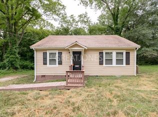 1131 W Mauney Ave, Gastonia, NC 28052