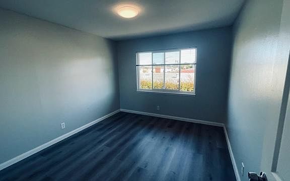 5th image of 475 Milton Ave APT 4
