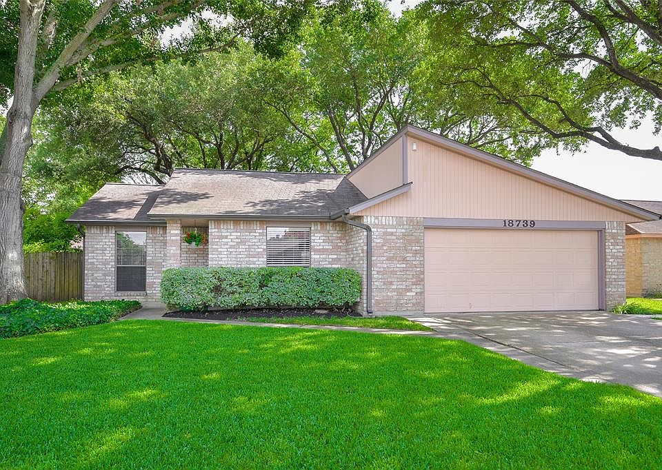 1st image of 18739 Clover Glen Ln
