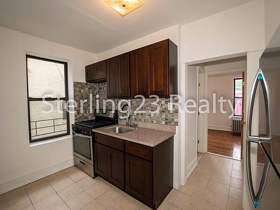 3rd image of 21-19 27th St #2C