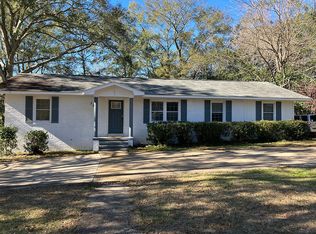 305 Sylvan Dr, Enterprise, AL 36330