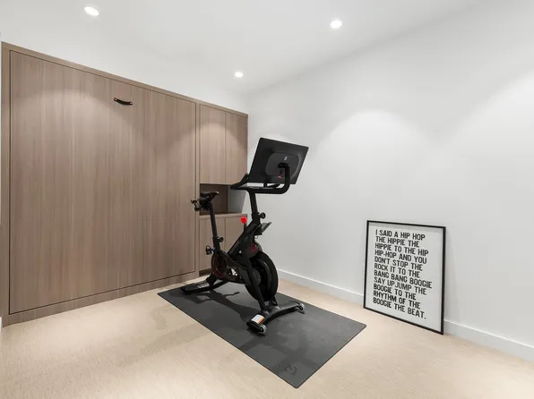 75 Grand Street image 13 of 13