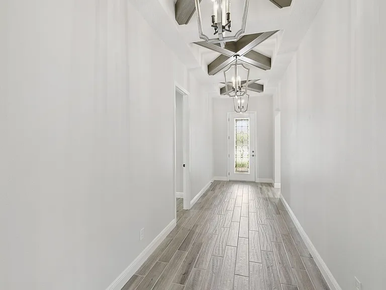 7790 Four Seasons Blvd — Photo 9