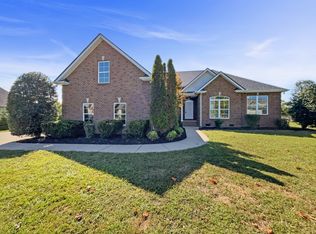 1040 Double Tree Ln, Gallatin, TN 37066