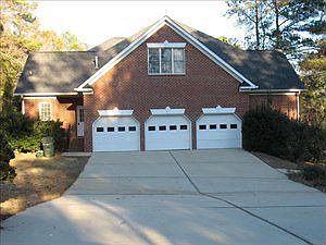 2nd image of 224 Kenwood Dr