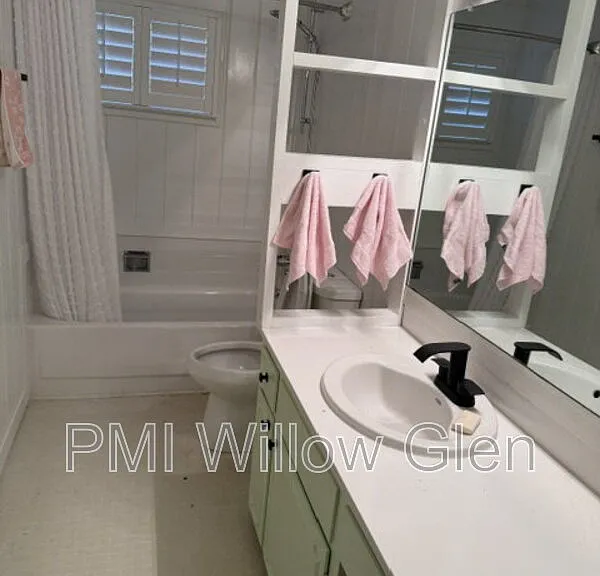 140 Belwood Ct — Photo 22