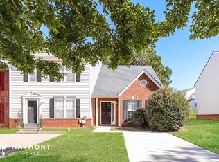 1341 Hollenbeck Ln, Riverdale, GA 30296