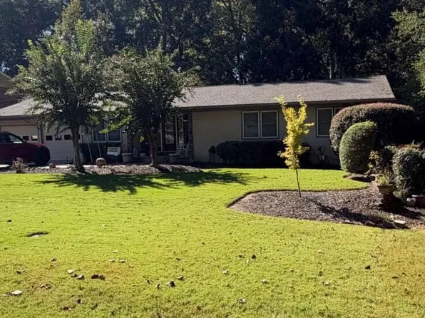 2791 Carrie Dr NW, Kennesaw, GA 30144