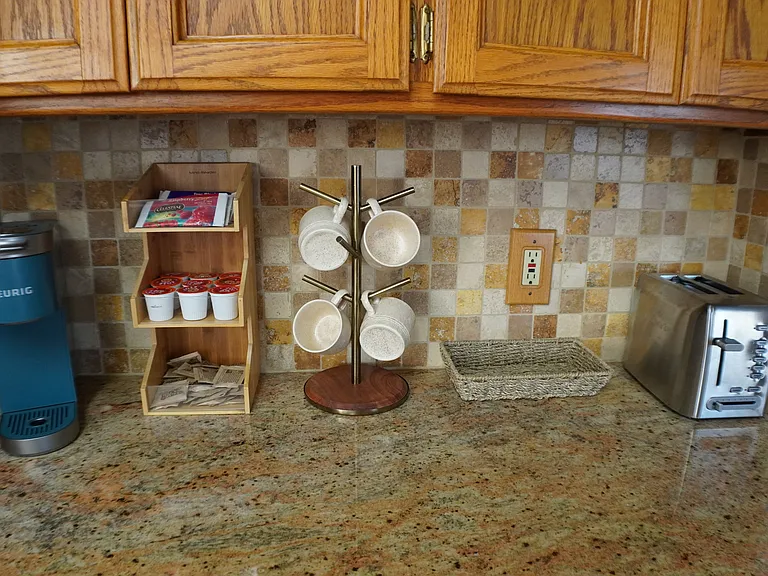 12281 Fernwood Dr — Photo 8
