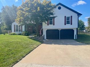 1413 NE 113th St, Kansas City, MO 64155