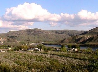 3533A Highway 155 #A, Coulee Dam, WA 99116