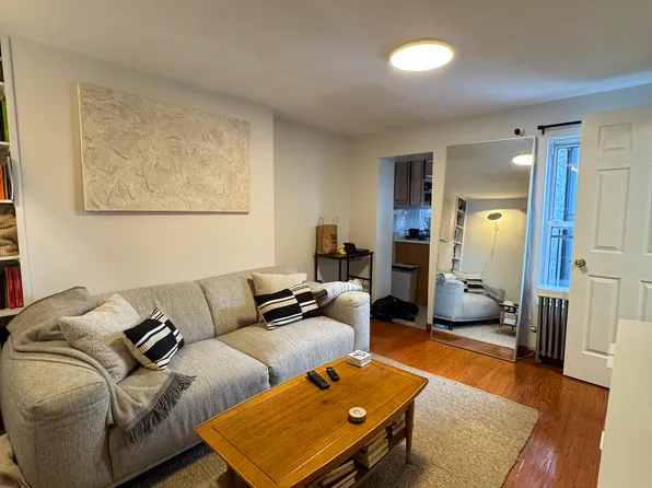 719 Driggs Avenue image 1 of 9