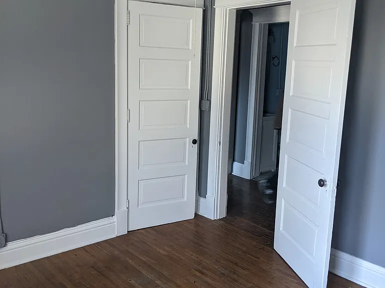 210 W Jackson Ave #3 — Photo 3