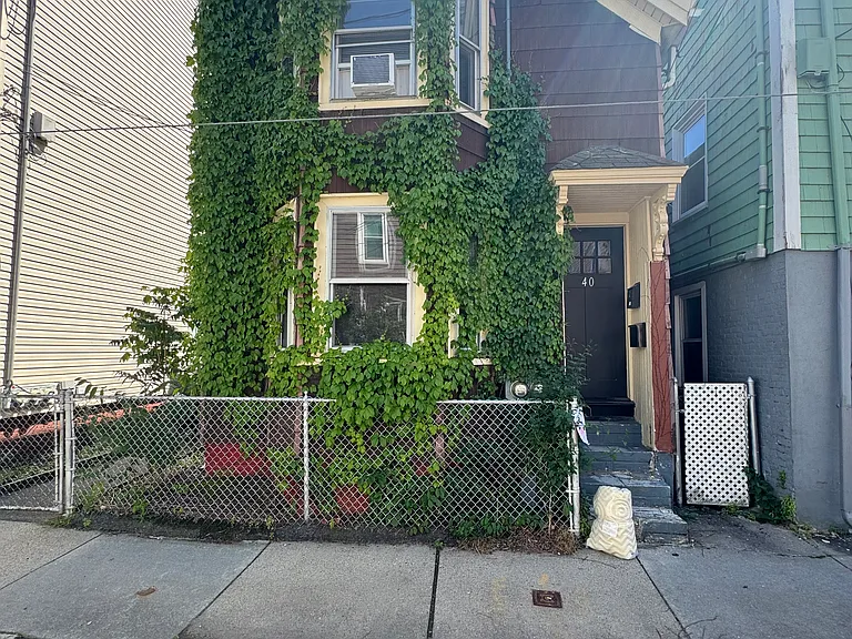 40 Jefferson St #1 — Photo 14
