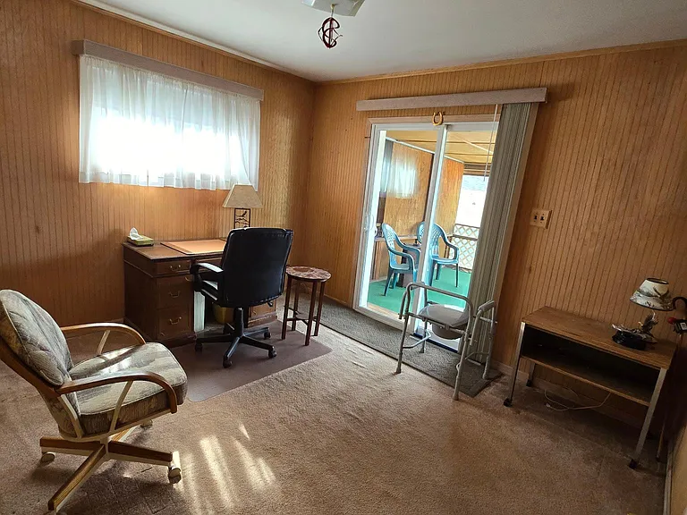 7411 Fenton St — Photo 13