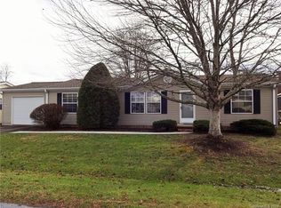 228 Riverwind Dr, Hendersonville, NC 28739