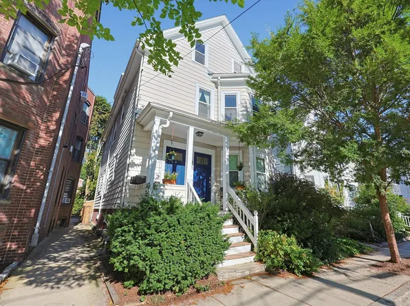 42 Cedar St #3, Somerville, MA 02143