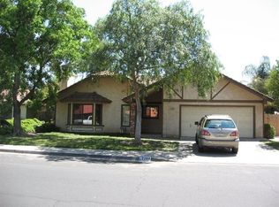 2288 Dennis Ave, Clovis, CA 93611