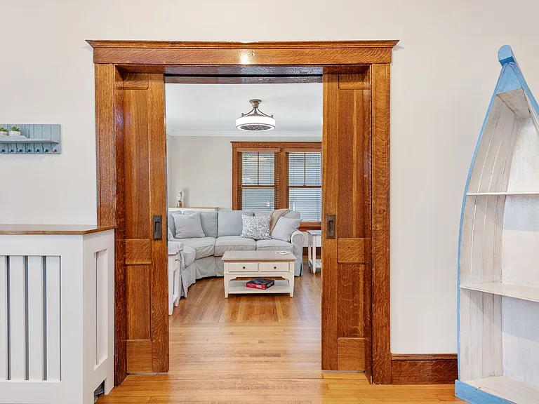 8 Bush St — Photo 12