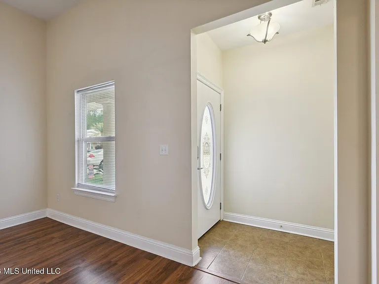 6147 Firestone St #D-1 — Photo 10