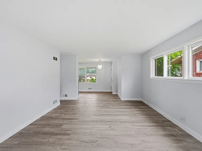 4092 Trebor Dr — Photo 3