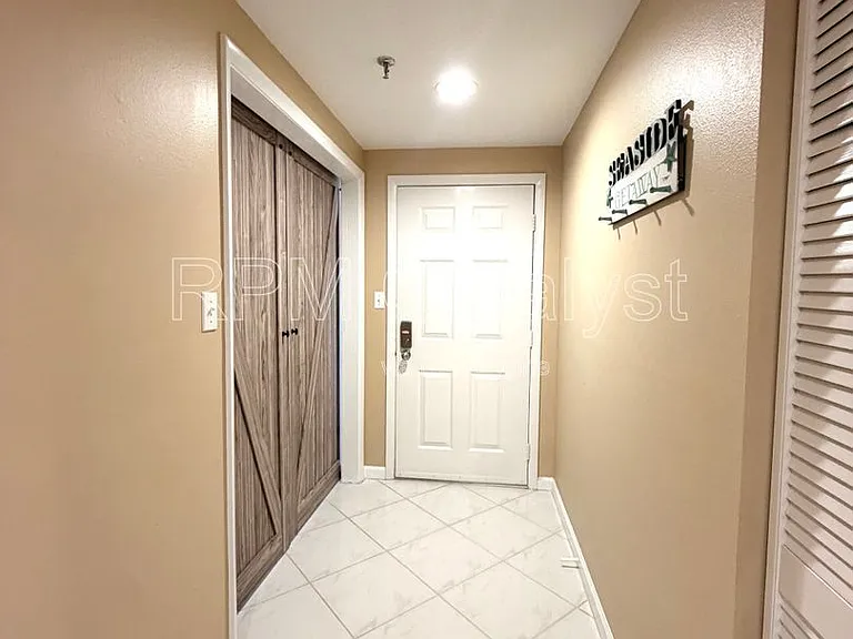 7902 Sailboat Key Blvd S #108 — Photo 12