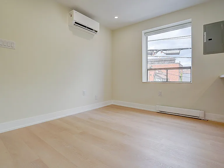 240 Durie St #U201 — Photo 17