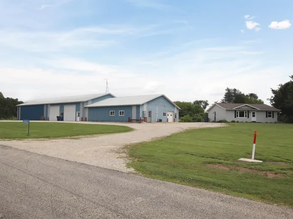 W4890 Mill Rd, Fond Du Lac, WI 54937