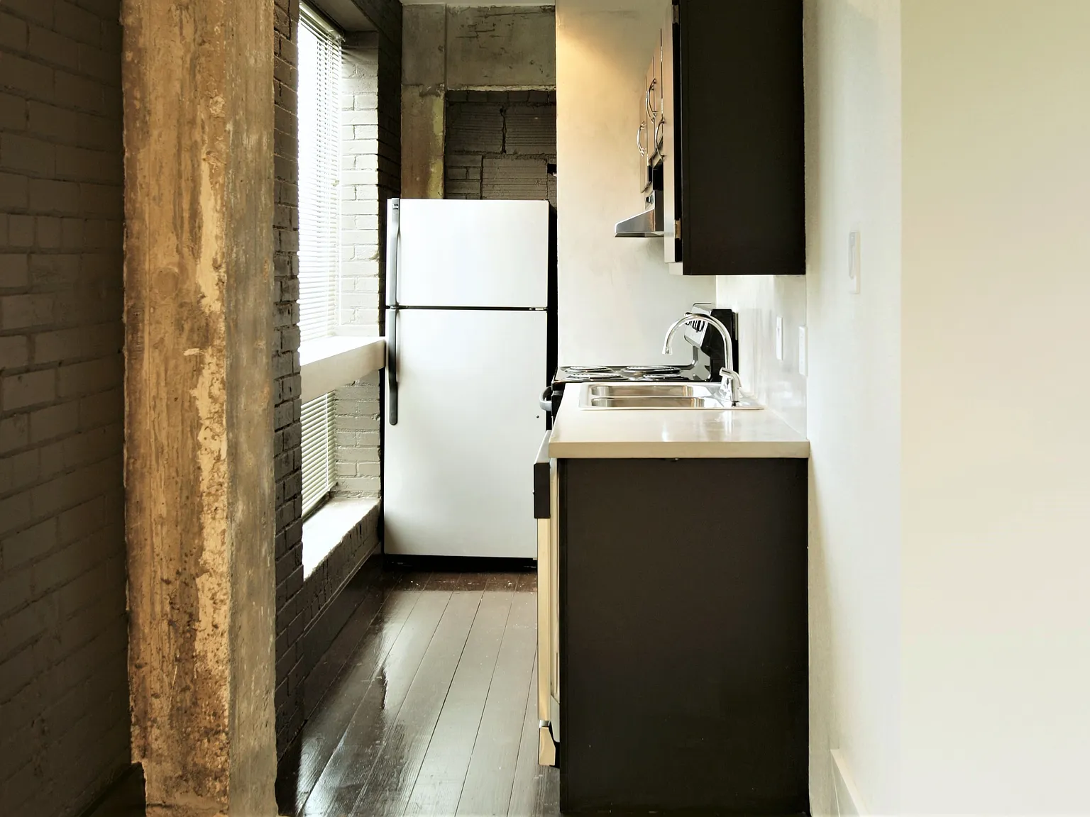 1 bed, 729 sqft, $985 — Photo 4
