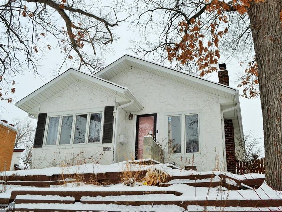 1st image of 3207 Taylor St NE