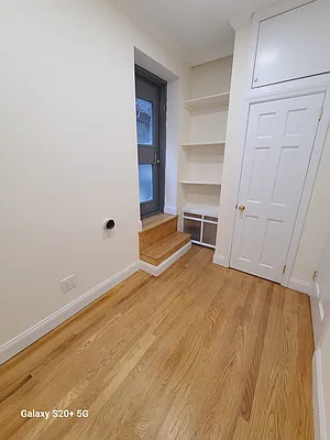 Rented by Corcoran | media 23