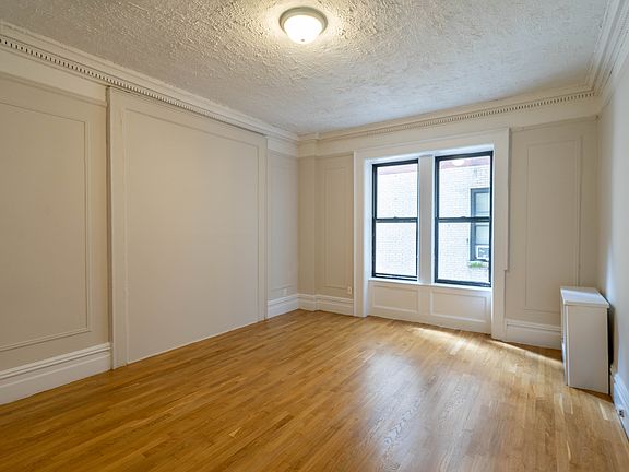 3rd image of 251 Fort Washington Ave APT 22