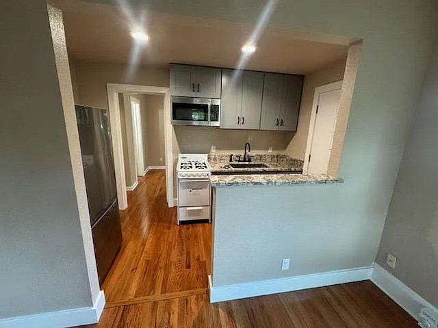 608 4th St #1 — Photo 3