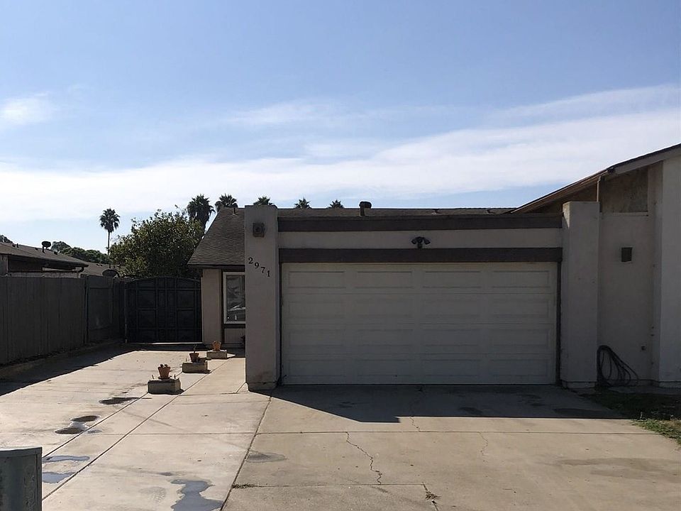 1st image of 2971 Iris Ave