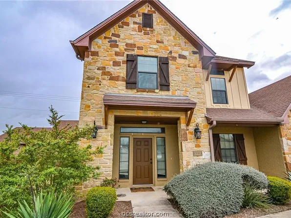 3221 Sergeant Dr, College Station, TX 77845