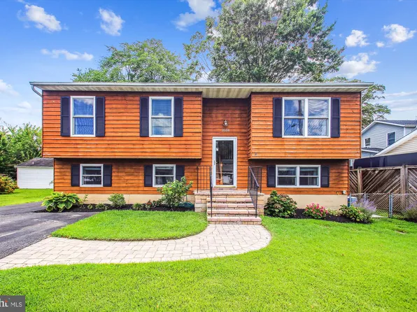 1604 Ruxton Rd, Edgewater, MD 21037