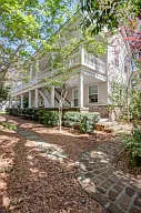36 Charlotte St #2