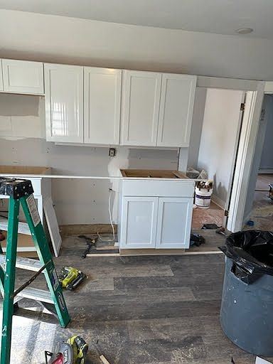 1st image of 627 Wood St #2