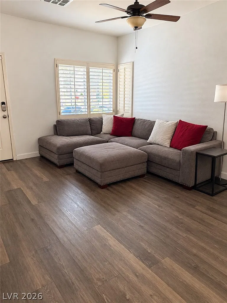 2 bed, 2.5 bath, 1171 sqft, $1,695 — Photo 2