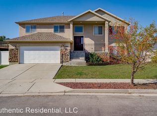 1064 W Ascot Dr, North Salt Lake, UT 84054