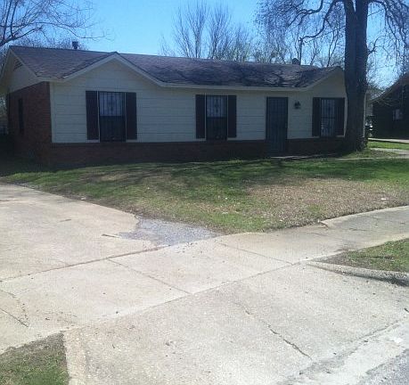 2nd image of 4528 Hurlston Dr