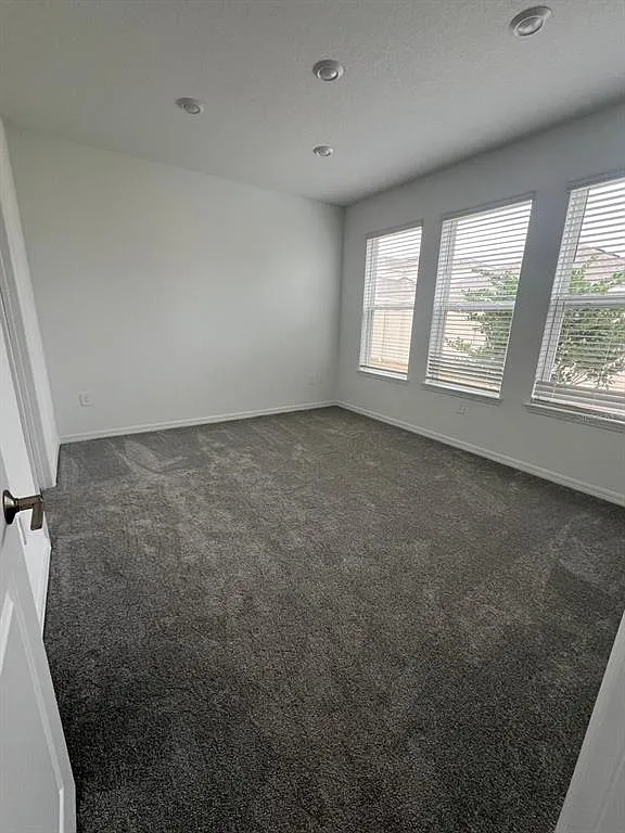4 bed, 2.5 bath, 1790 sqft, $2,550 — Photo 4