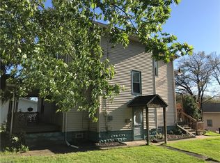 227 Center St, Struthers, OH 44471