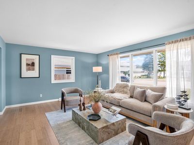 4255 S Nicholson AVENUE, Saint Francis, WI, 53235