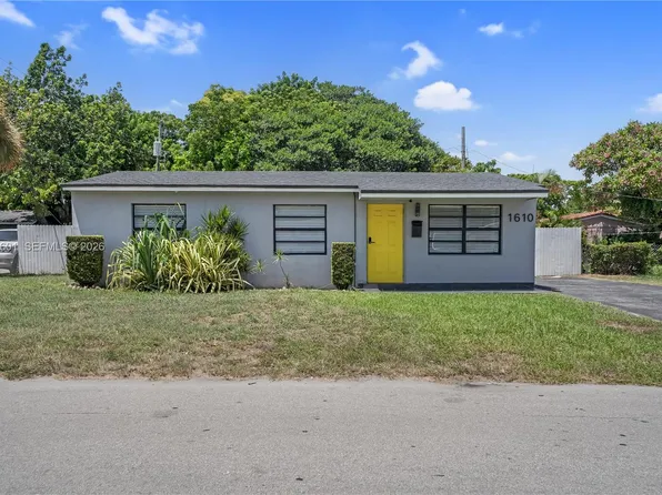 1610 S 24th Ct, Hollywood, FL 33020