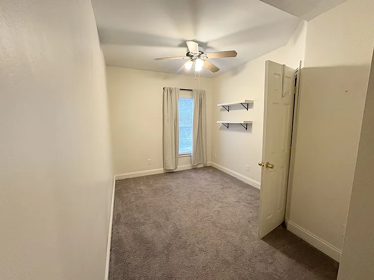 403 Dogwood Way — Photo 42