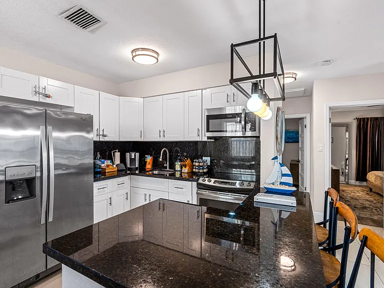 1508 NE 15th Ave — Photo 10