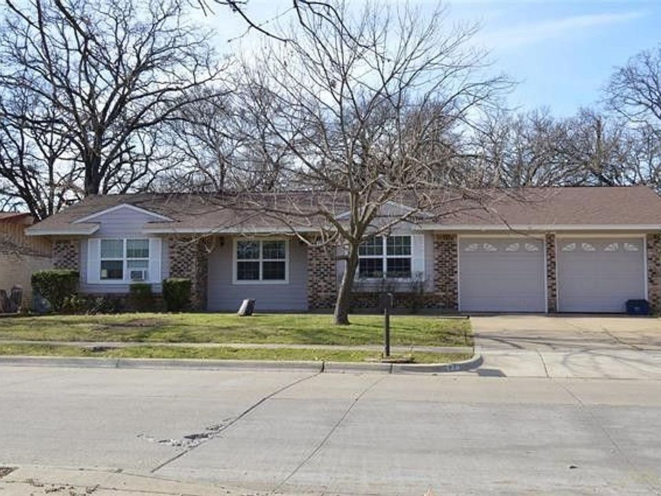 1st image of 120 Ravenswood Dr