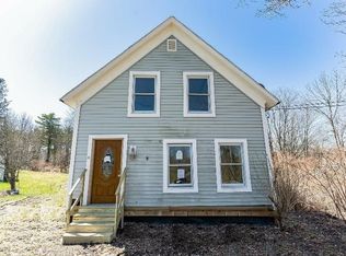 21 Elmwood Rd, Auburn, ME 04210