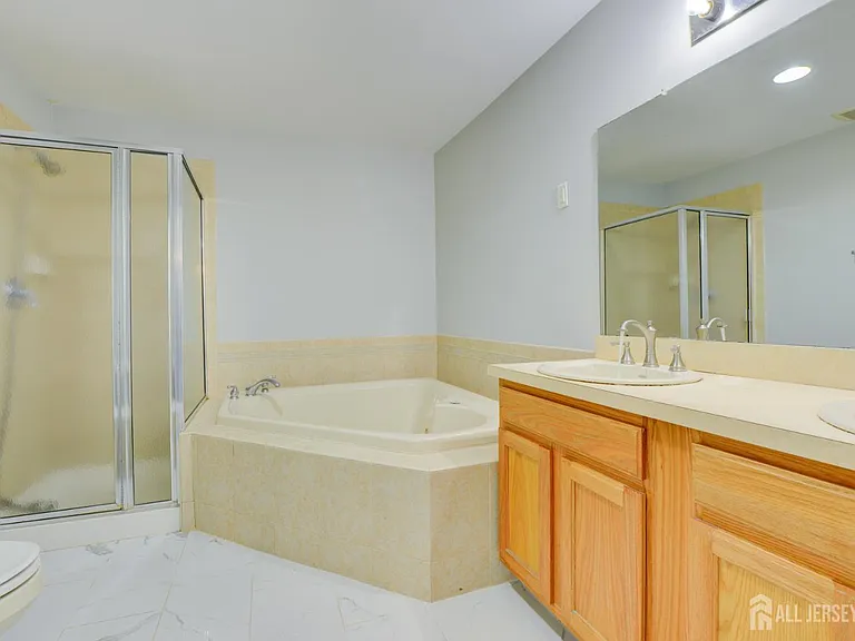 34 Forest Dr — Photo 26